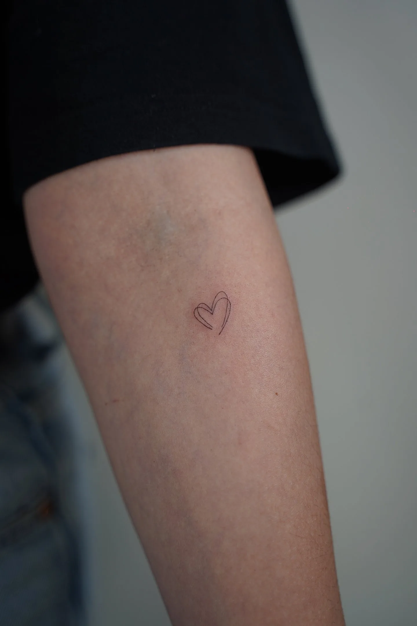 83) Corazón de doble línea con efecto de movimiento