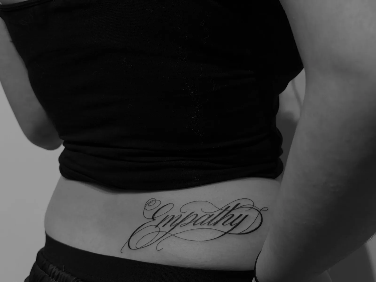 65) "Empathy" en caligrafía ornamental