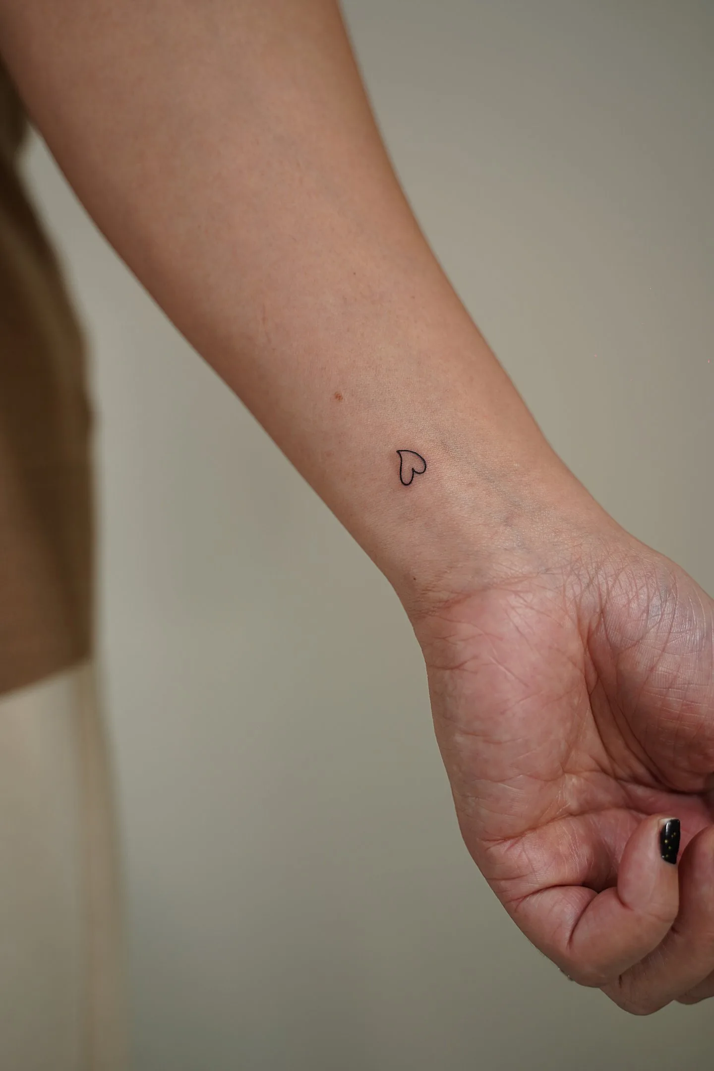 Preguntas frecuentes sobre cómo envejecen los tatuajes de línea fina