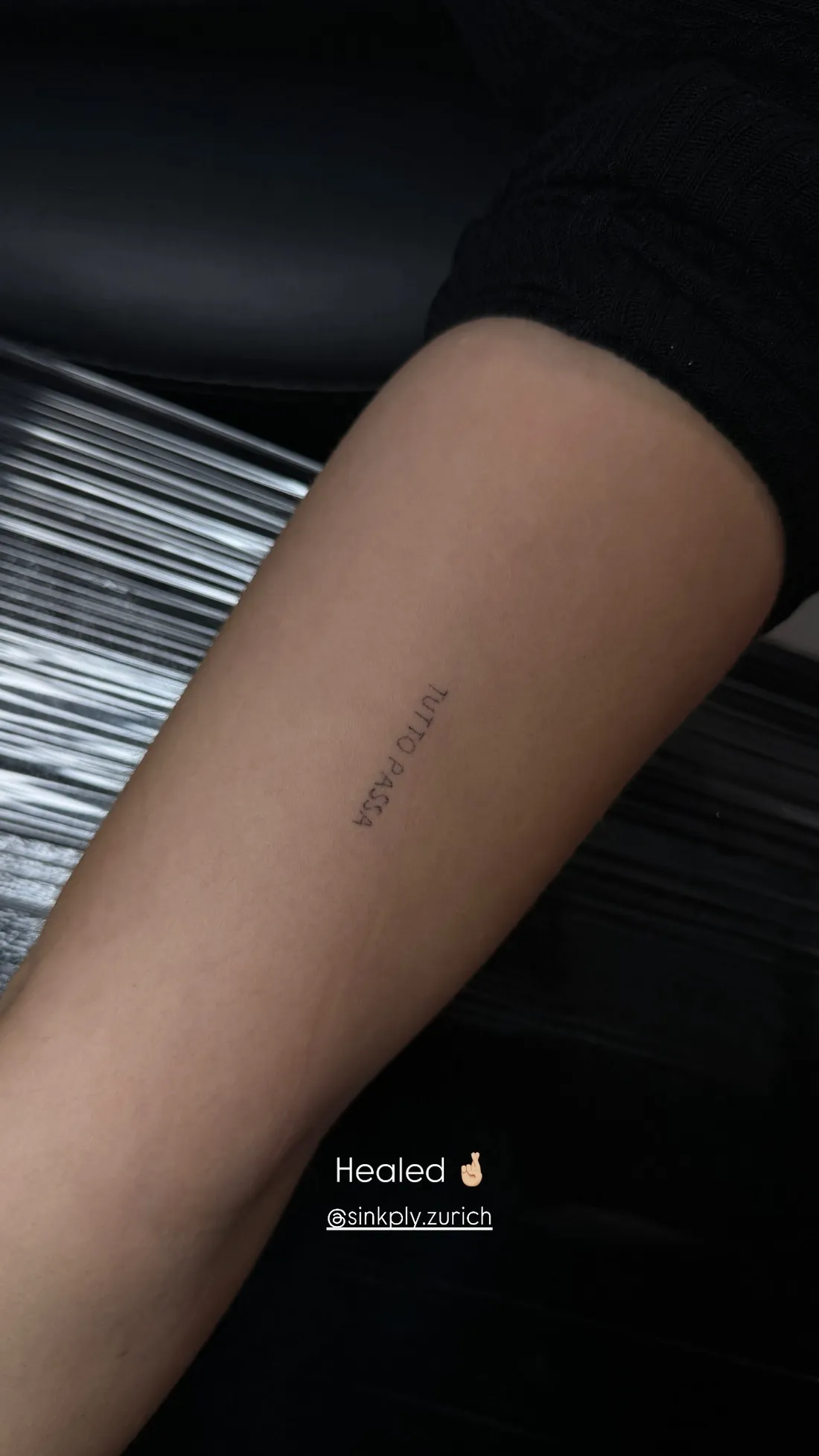 Tatuaje fine line curado — Sinkply Madrid