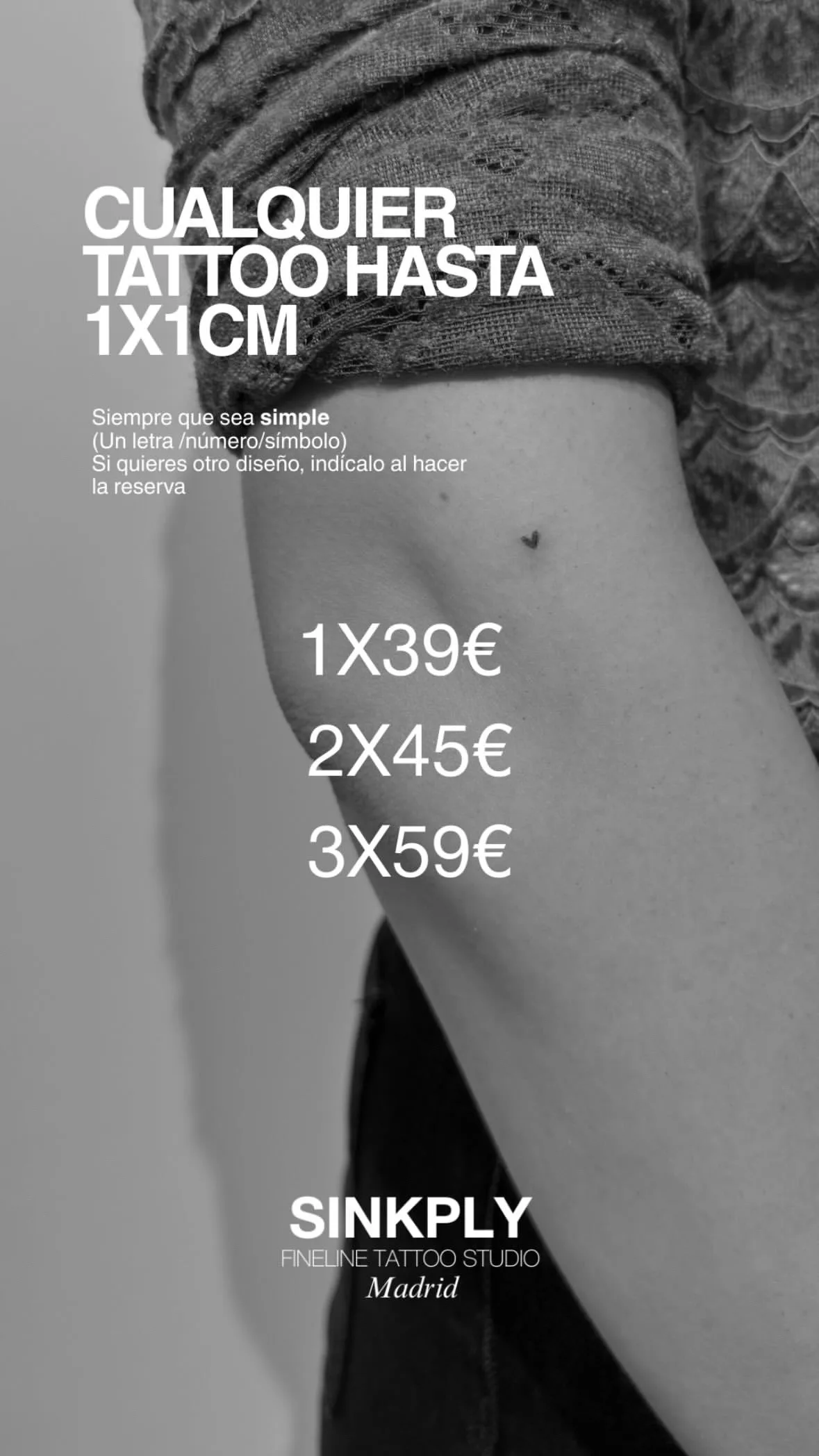 Mini tattoo tamaño peca en tinta negra hecho en Sinkply Madrid