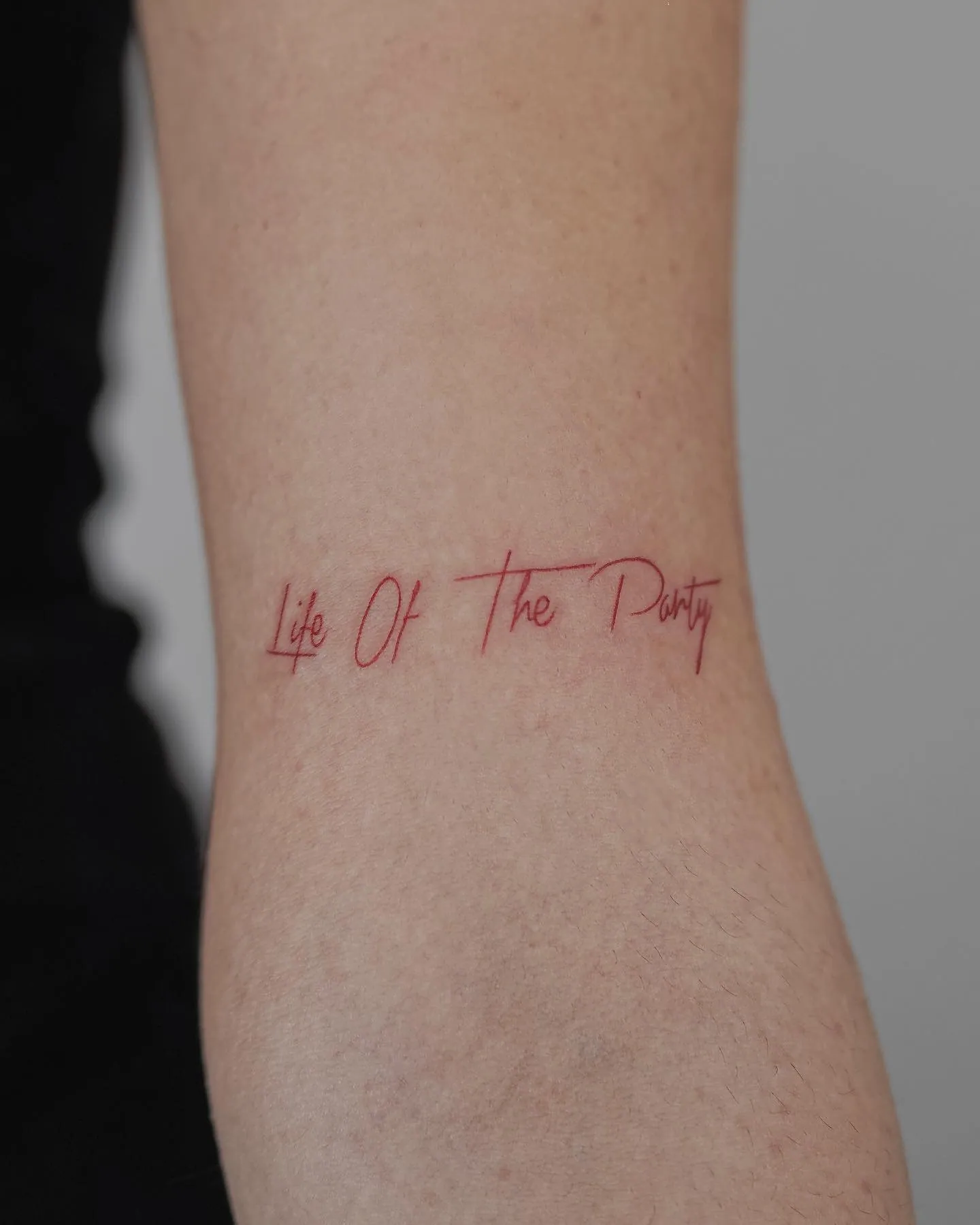 Fine line lettering tattoo Madrid · Sinkply · inspiration 2
